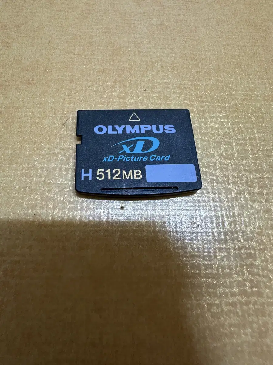 XD메모리 카드 512 MB 판매합니다.